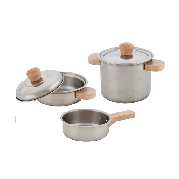 Juego de cocina metálico